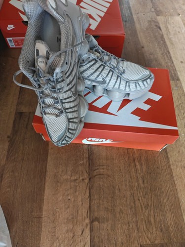 Job lot pairs - shox, tl